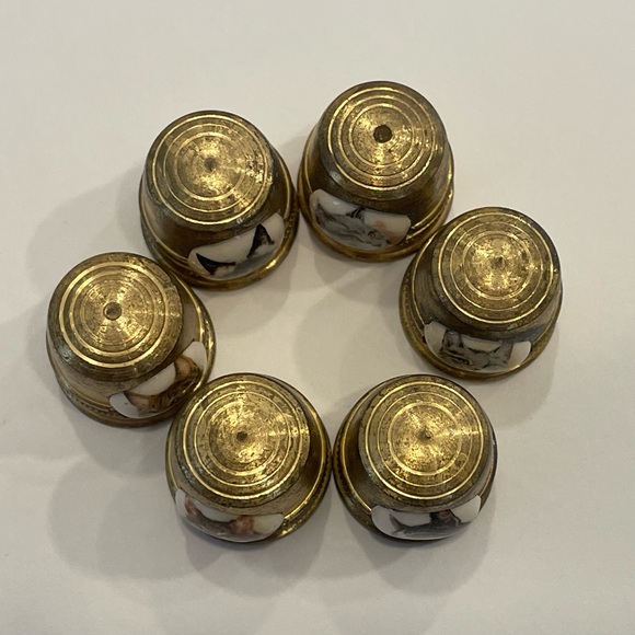 Vintage Brass Thimbles with Cat Portraits - Picture 5 of 9